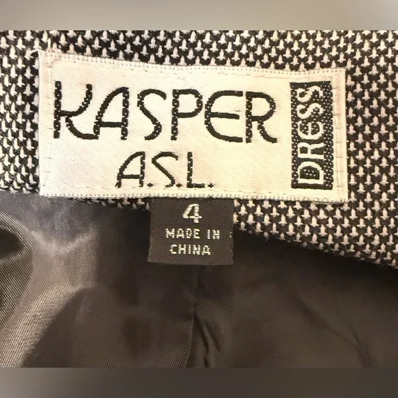 Vintage Kasper dress- modern suiting. Retro style- 6 - Picture 5 of 5